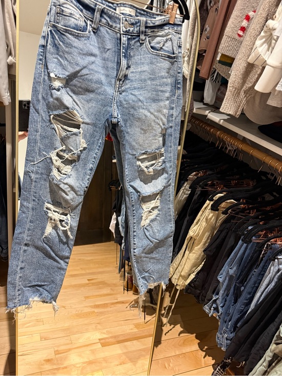 willow & root Denim - Distressed Light Blue Women’s Ripped Jeans - Unbranded